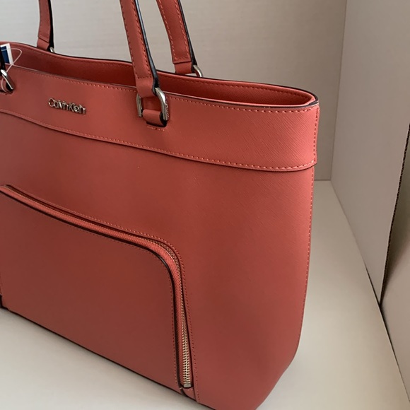 NWT CALVIN KLEIN LOUISE TOTE WATERMELON COLOR - Picture 6 of 7